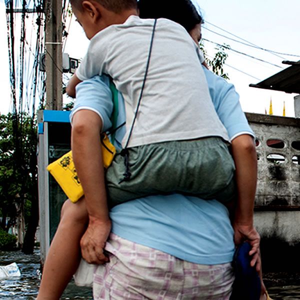 ניצולי הוריקן>